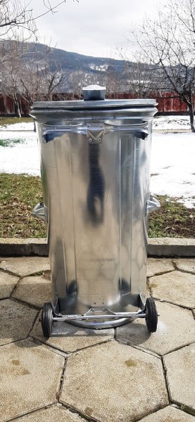 Метална кофа за отпадъци 110 л