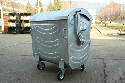 Метален контейнер за отпадъци с объл капак 1 100 л